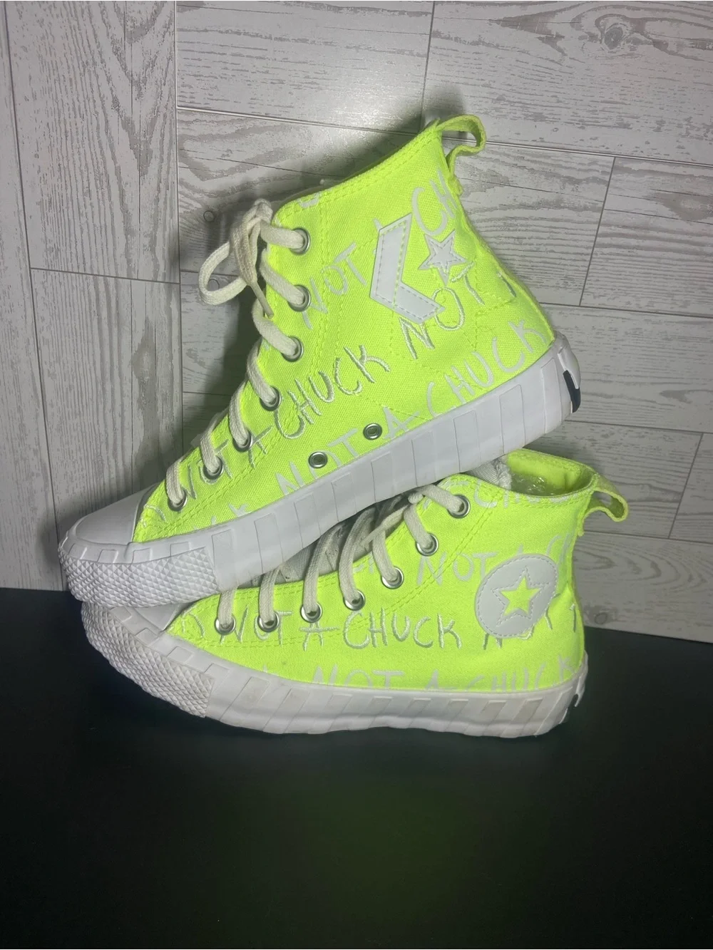 Converse UNT1TL3D Hi “Not A Chuck” Volt Neon Yellow High Top Kids Size 6